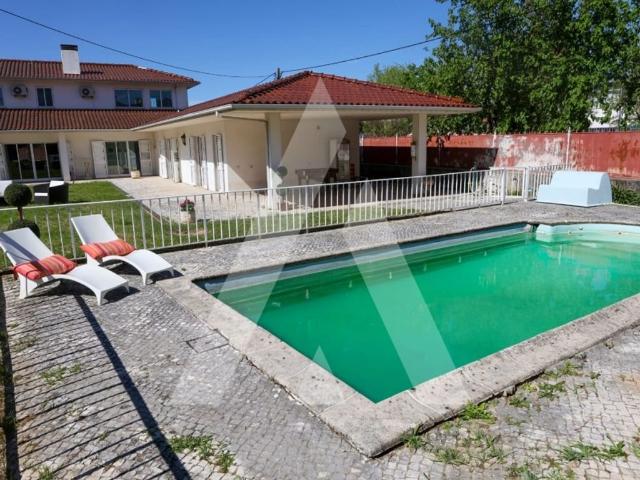 Prestigiosa casa de 654 m² à venda Lousã, Portugal