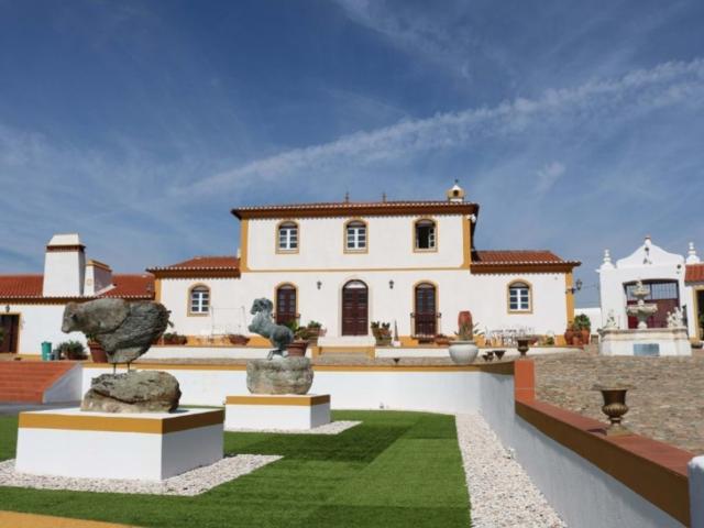 Prestigiosa casa de 692 m² à venda Arronches, Portalegre