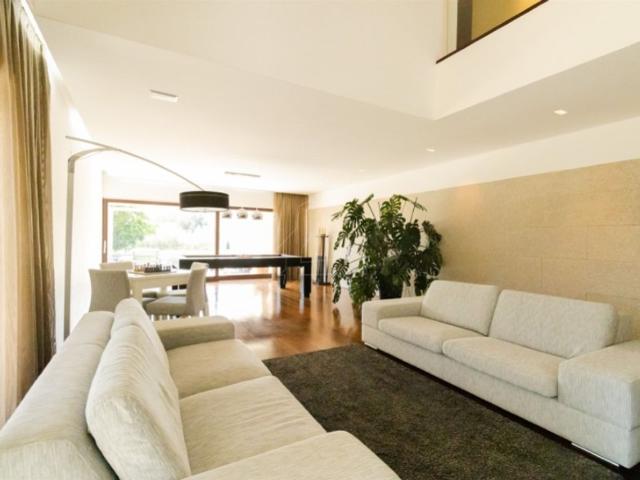 Prestigiosa casa de 692 m² à venda Santa Maria da Feira, Portugal
