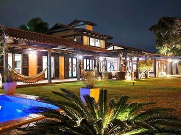 Prestigiosa casa de 600 m² à venda Búzios, Brasil