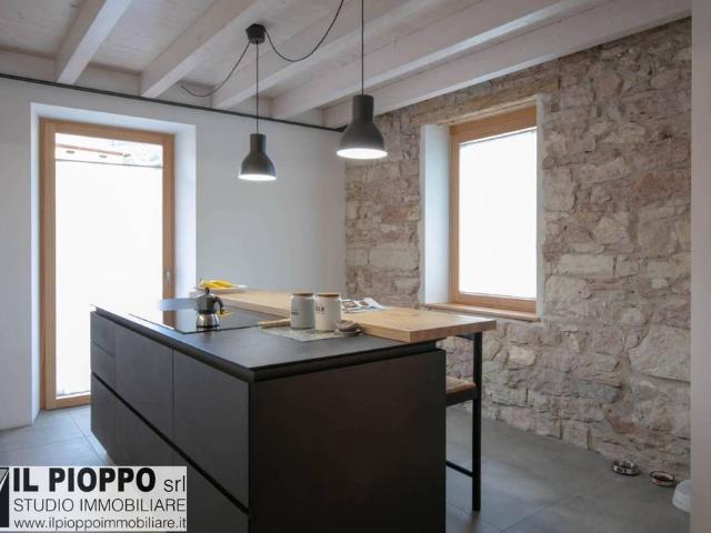 Prestigiosa casa di 147 mq Via alla Cascata, 1, Trento, Provincia di Trento, Trentino Alto Adige