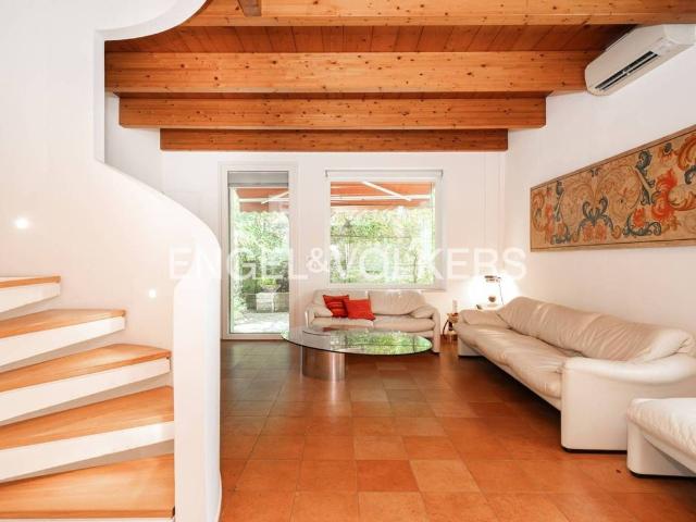 Prestigiosa casa di 234 mq in vendita Via Crociali, Bologna, Emilia Romagna