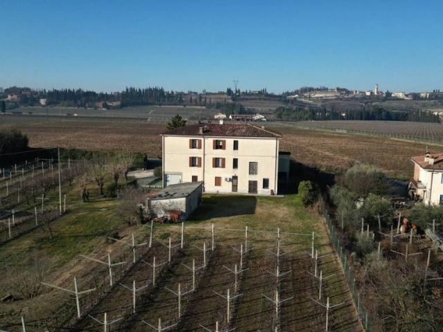 Prestigiosa casa di 399 mq in vendita Via Campagnole, 76, San Pietro in Cariano, Veneto