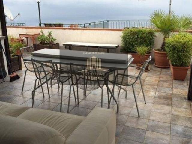 Prestigiosa casa di 310 mq in vendita via dietro cappuccini, Taormina, Sicilia