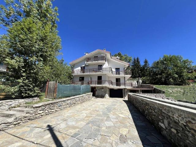 Prestigiosa casa di 410 mq in vendita Frazione Jouvenceaux, 38, Sauze d'Oulx, Provincia di Torino, Piemonte