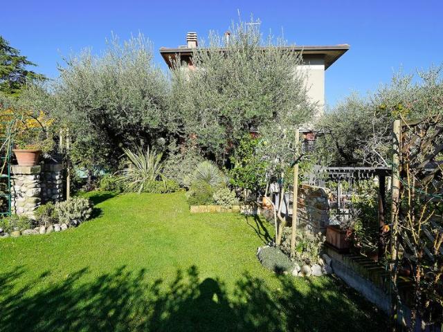 Prestigiosa Casa Semindipendente di 373 mq in vendita Via San Remo 4, Sirmione, Lombardia