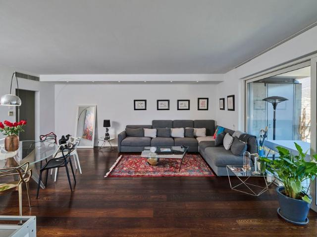 Prestigioso 4,5 locali vista lago a due passi dal centro di Lugano