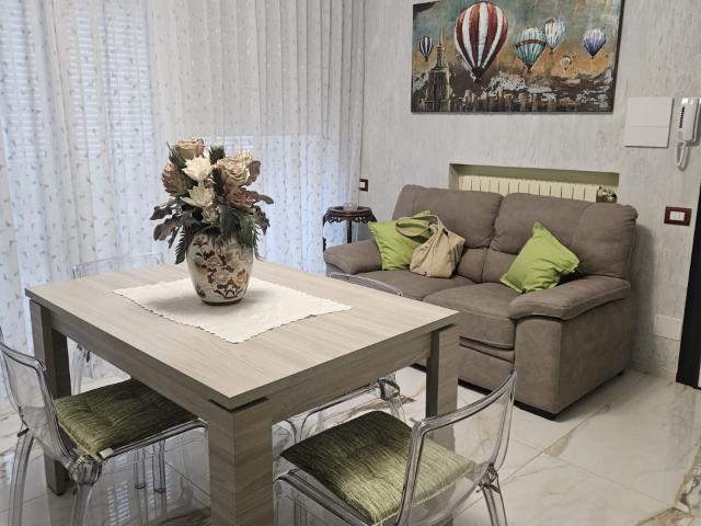 PRESTIGIOSO TRILOCALE IN CENTRO CITTA'