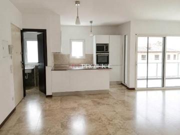 Prestigioso Appartamento di 3.5 Locali nel Cuore di Lugano – Eleganza, Comfort e Luminosità