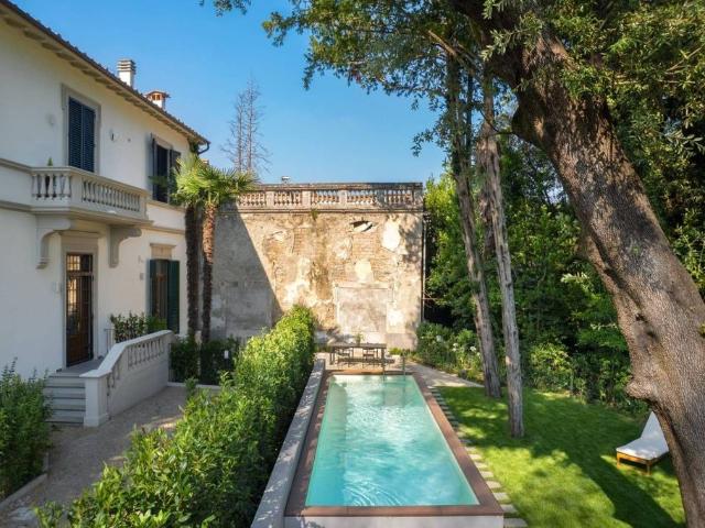Prestigioso appartamento di 102 m² in vendita Via delle Cinque Vie, 47, Firenze, Toscana