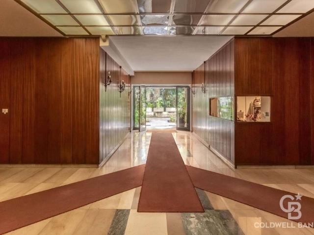 Prestigioso appartamento di 126 m² in vendita Via Stefano Jacini, Roma, Lazio