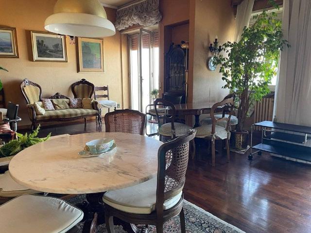 Prestigioso appartamento di 130 m² in vendita Piazza 1 Maggio, 10, Pescara, Abruzzo