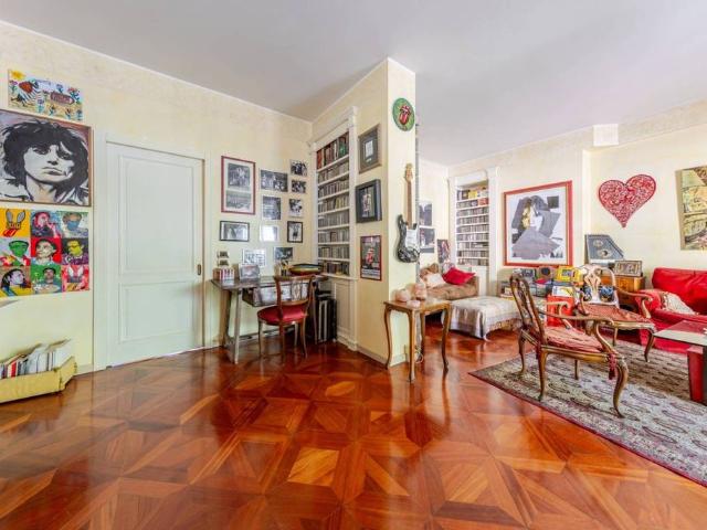 Prestigioso appartamento di 160 m² in vendita Via Luigi Sacco, 3, Milano, Lombardia