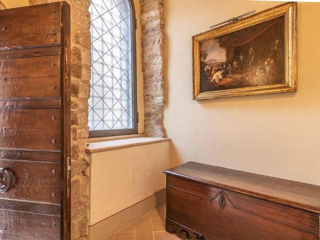 Appartamento di prestigio di 198 m² in vendita Via San Gregorio, Assisi, Umbria