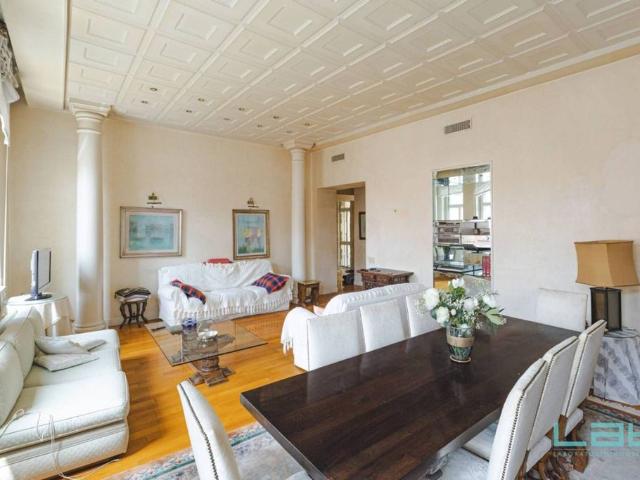 Prestigioso appartamento di 190 m² in vendita Via Milano, 18, Trieste, Friuli Venezia Giulia