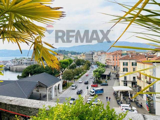 Prestigioso appartamento di 206 m² in affitto Verbania, Piemonte