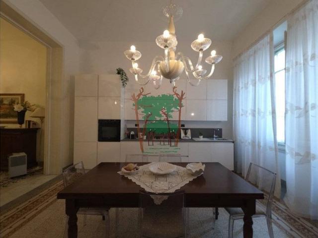 Prestigioso appartamento di 208 m² in vendita Via Cristoforo Colombo, 14, Viareggio, Lucca, Toscana