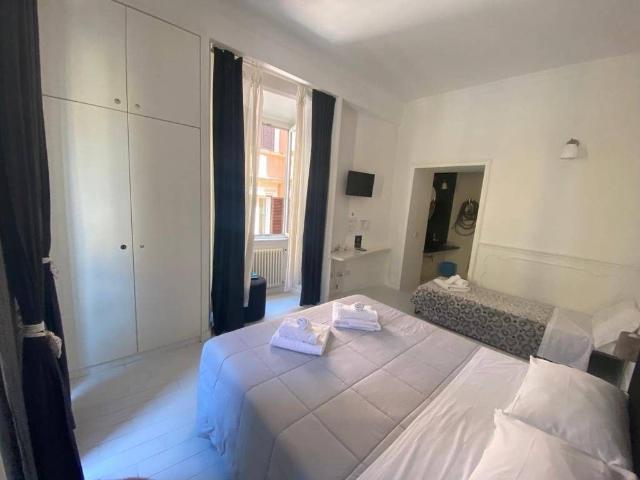 Prestigioso appartamento di 200 m² in vendita Via della Lungaretta, 98, Roma, Lazio
