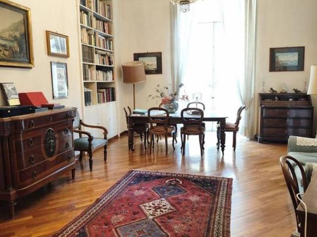 Prestigioso appartamento di 223 m² in vendita Via Monte di Dio, 75, Napoli, Campania