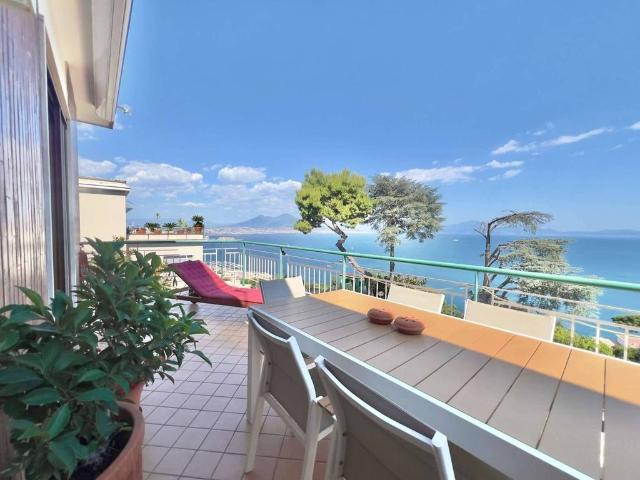 Prestigioso appartamento di 257 m² in vendita via Alessandro Manzoni, Napoli, Campania