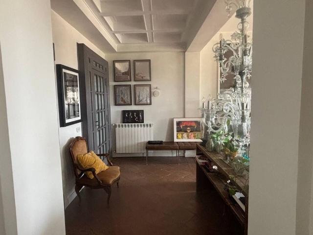 Prestigioso appartamento di 286 m² in vendita Via Gneo Nevio, 3, Napoli, Campania