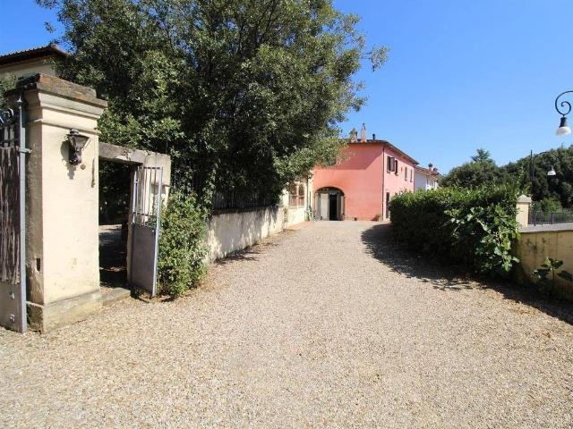 Prestigioso appartamento di 700 m² in vendita Via 25 Aprile, Bucine, Toscana