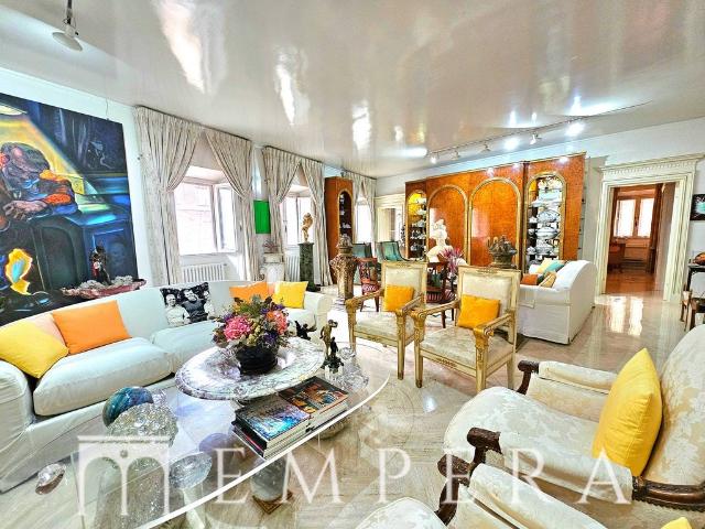 Appartamento di prestigio di 700 m² in vendita Via Margutta, Roma, Lazio
