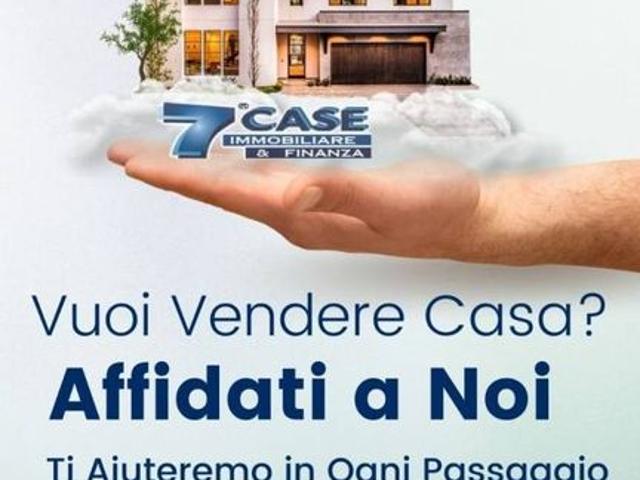 Prestigioso appartamento di 80 m² in vendita Via Domenico Padula, Napoli, Campania