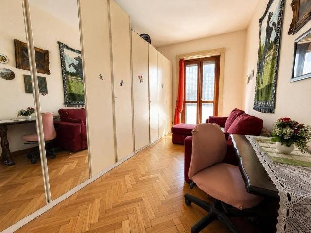 Prestigioso appartamento in vendita Via Emilio Cornalia, 19, Milano, Lombardia