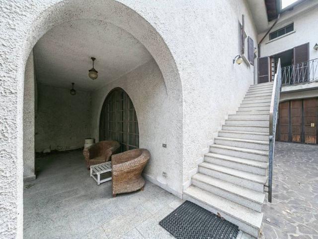 Prestigioso appartamento in vendita Via Santino Denova, 7, Seregno, Lombardia