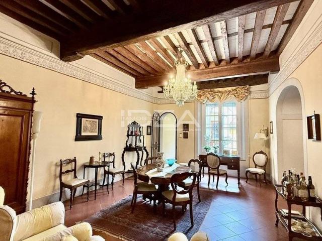 Prestigioso appartamento in vendita Via Streghi, Lucca, Toscana