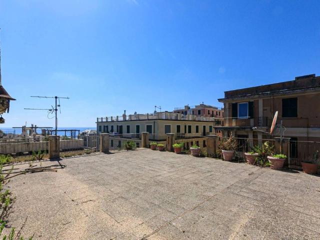 Prestigioso appartamento in vendita Via Piave, 18, Genova, Liguria