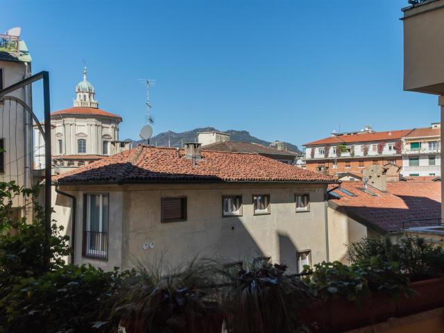 Prestigioso appartamento nel cuore di Varese 228m² Varese