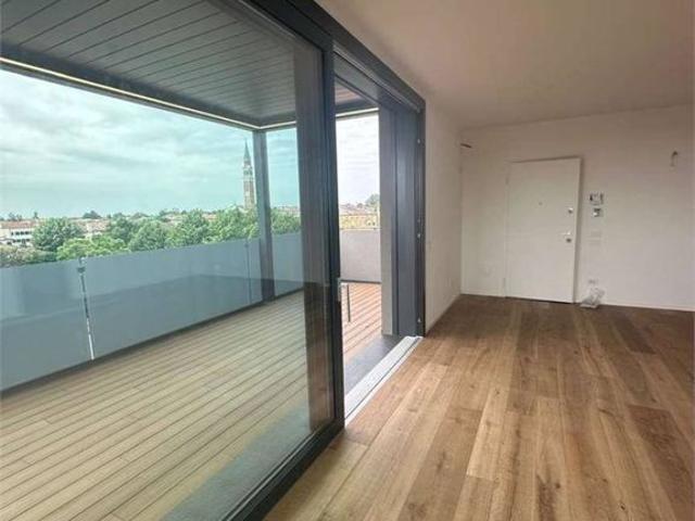 Prestigioso attico di 145 mq in vendita Via Piave, 10, Dolo, Venezia, Veneto