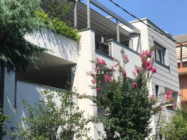 Prestigioso attico in vendita VIA COSTA ALTA, Biassono, Lombardia