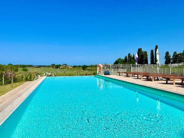 Prestigioso complesso immobiliare vicino al mare in vendita. 900m² Castagneto Carducci