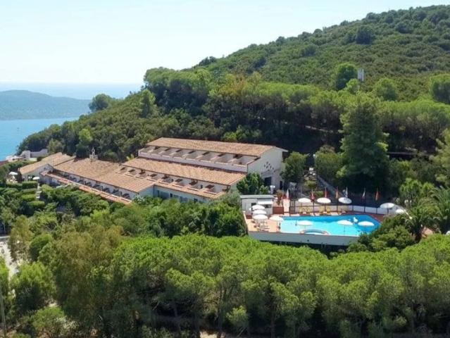 Prestigioso complesso residenziale in vendita Via Capo ai Pini, Capoliveri, Toscana