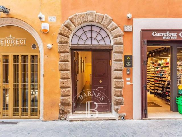 Prestigioso complesso residenziale in vendita Via dei Greci, Roma, Lazio