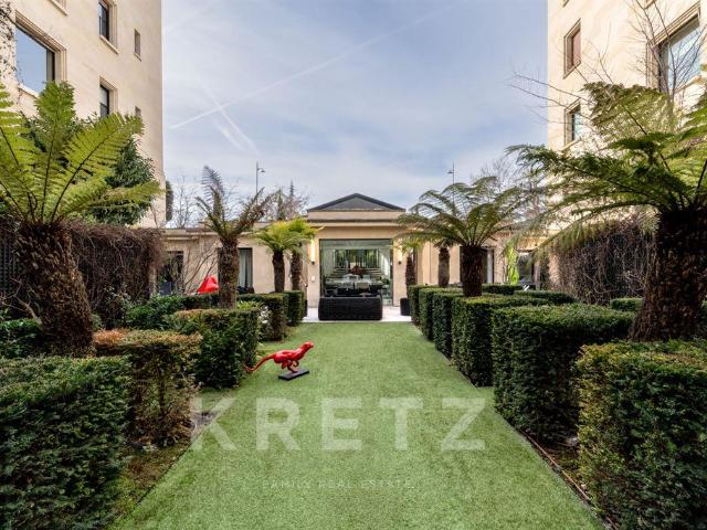 Prestigieuse maison d'architecte proche Ranelagh 425m² Paris 16ème
