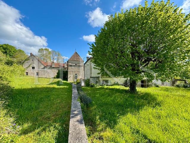 Prestigieuse maison de campagne de 428 m2 en vente Chassey le Camp, Bourgogne Franche Comté