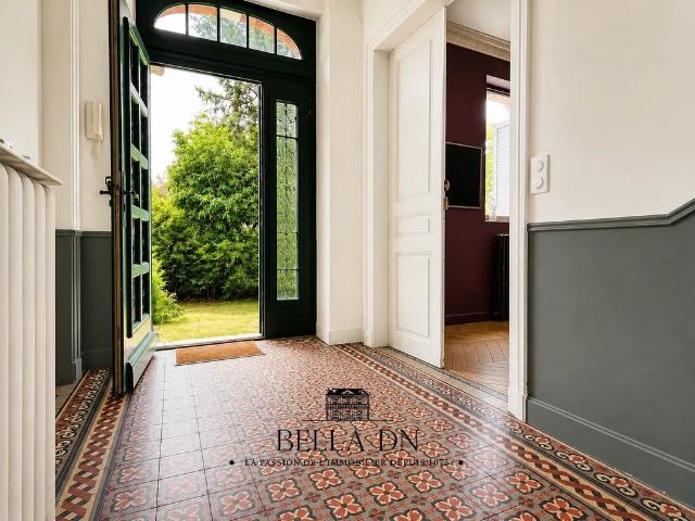 Maison de 6 chambres de luxe en location à Saint Cloud, France