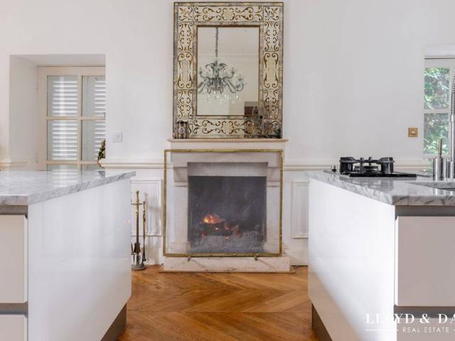 Prestigieux château en vente Sainte Luce sur Loire, France