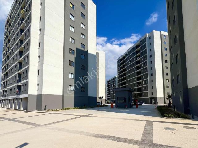 Prestij Yeni Hayat'ta Kiralık 3+1 Çift Cepheli Köşe Daire