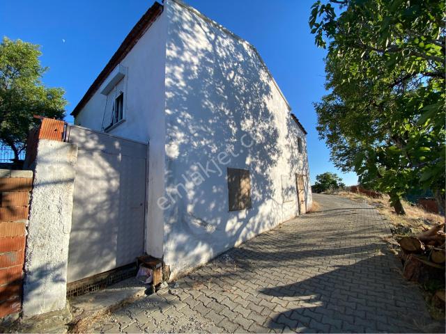 Prestijden Mütakil 2 Katlı 2+1 Ev