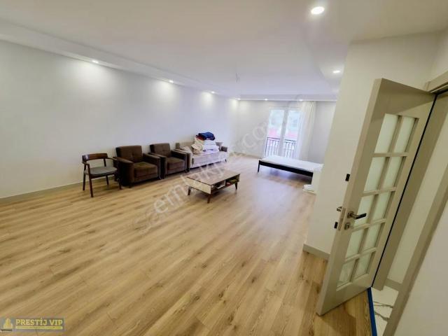 Prestij'den Adl Square Da 179m² 4+1 Daıre Fırsatı