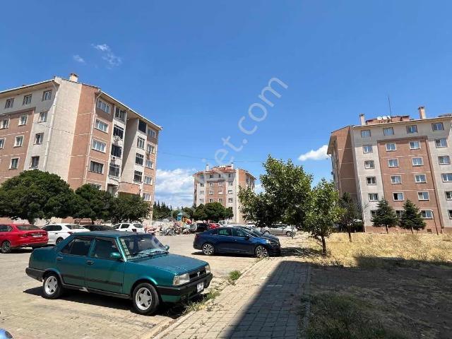 Prestijden Kapalı Mutfak Ara Kat 2+1 Kiralık Daire