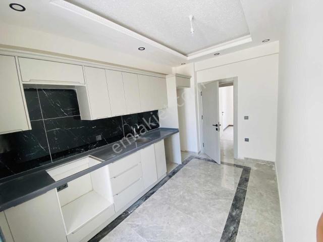Prestijden 2 Aya Anahtar Teslim Kapalı Mutfak Lüxs 2+1 Daire