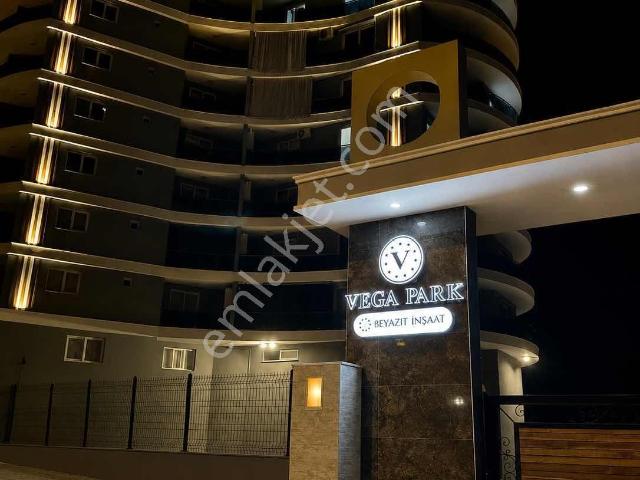 Prestijli Sitede Ultra Lüks 3+1 | Yerden Isıtmalı | Havuzlu