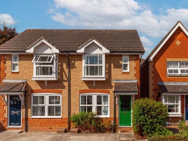 Prestwich Place, Oxford OX2, 2 bed end terrace house to rent, £2,050 pcm | PrimeLocation