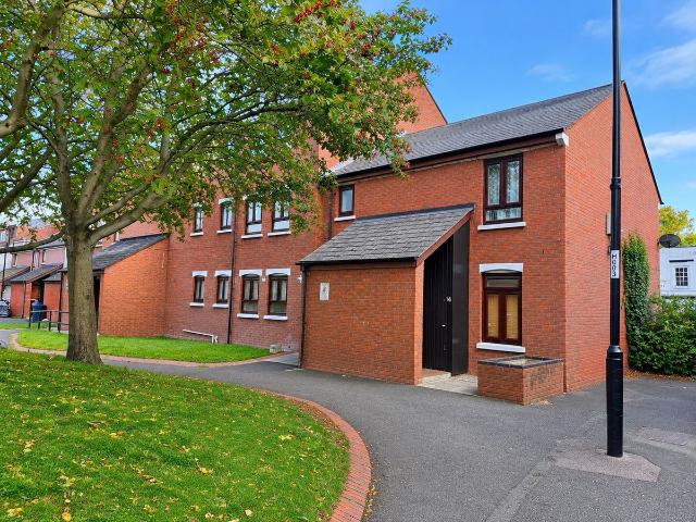 Prestwood Gardens, Croydon CR0, 2 bed flat to rent, £1,800 pcm | PrimeLocation
